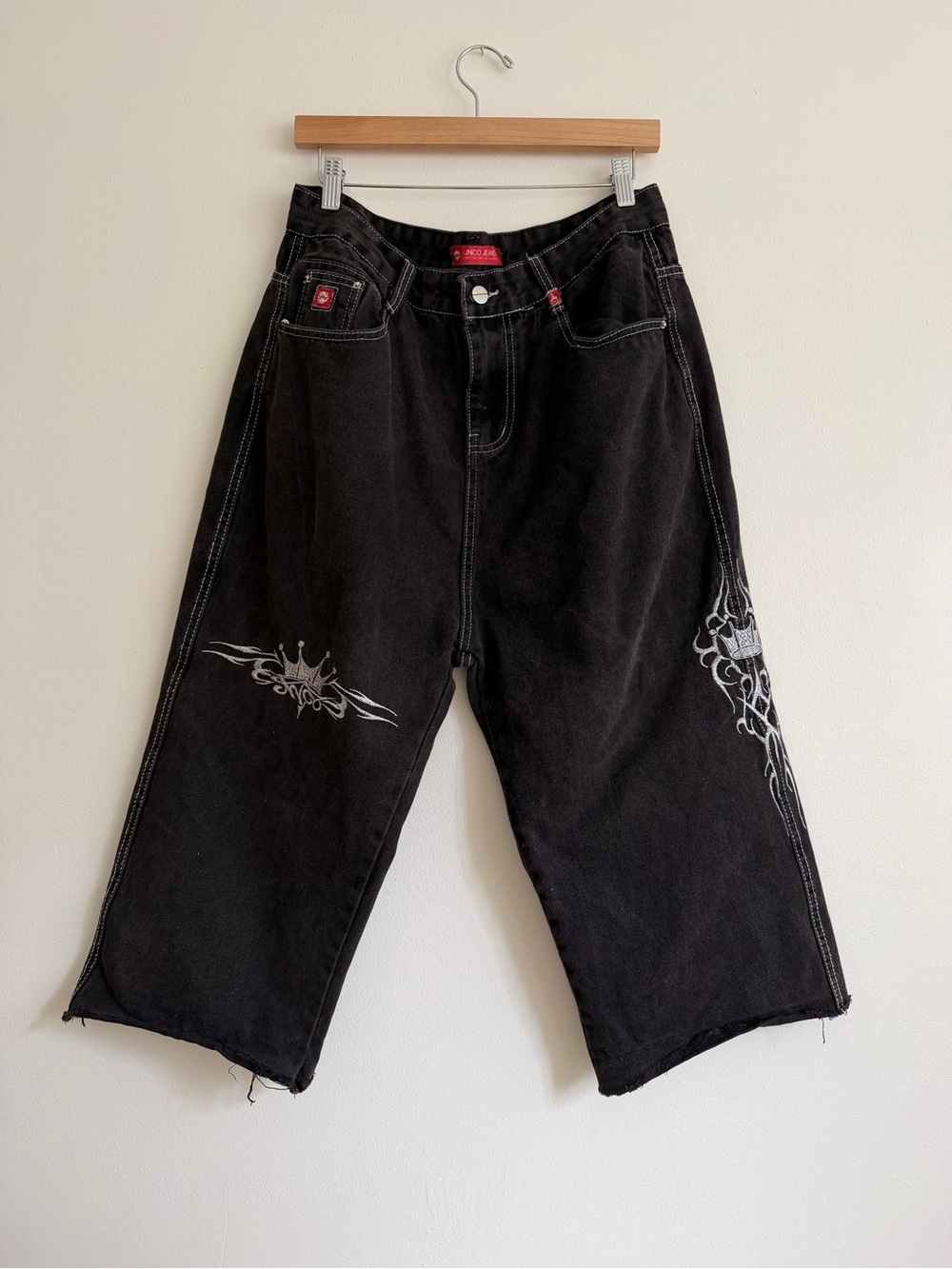 JNCO Black Graphic Wide-Leg Long Denim Shorts / Capris